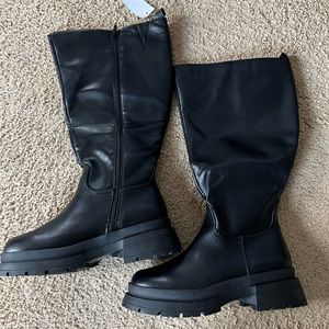 Black chunky boots NWT size 9.5